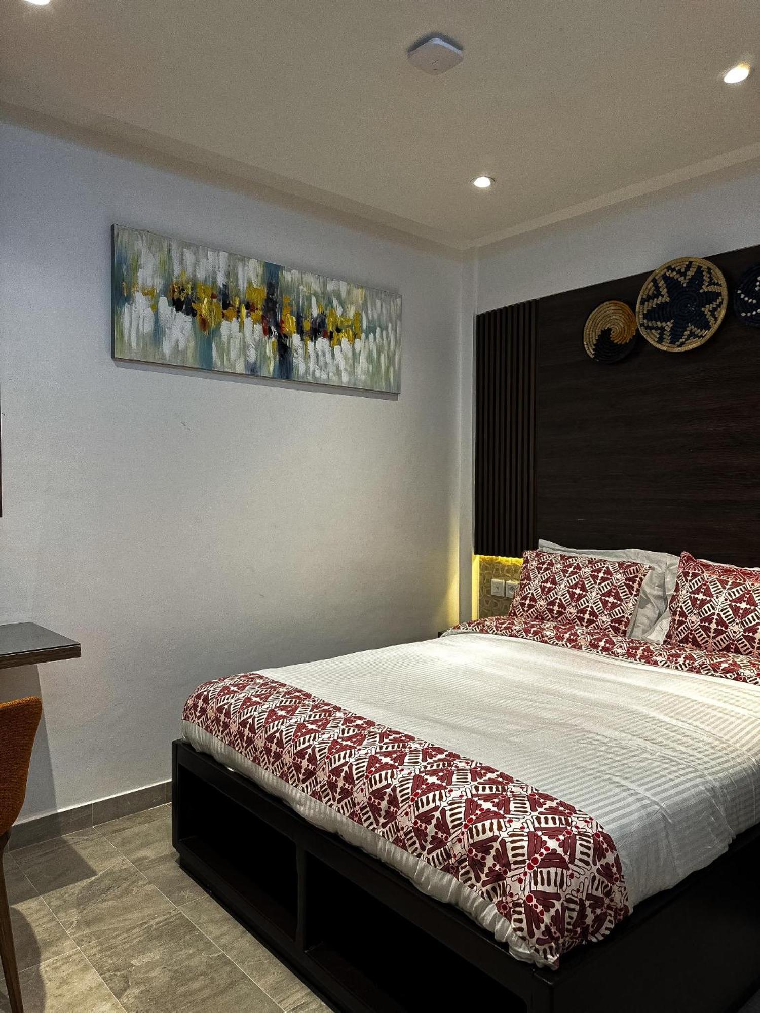 Klik Klak Appart Hotel Котону Екстериор снимка