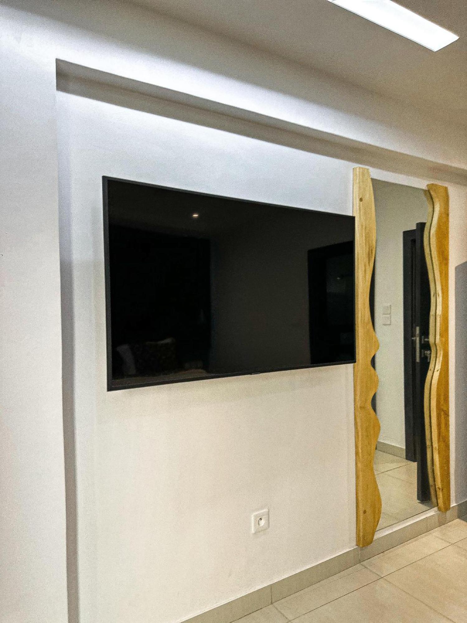 Klik Klak Appart Hotel Котону Екстериор снимка