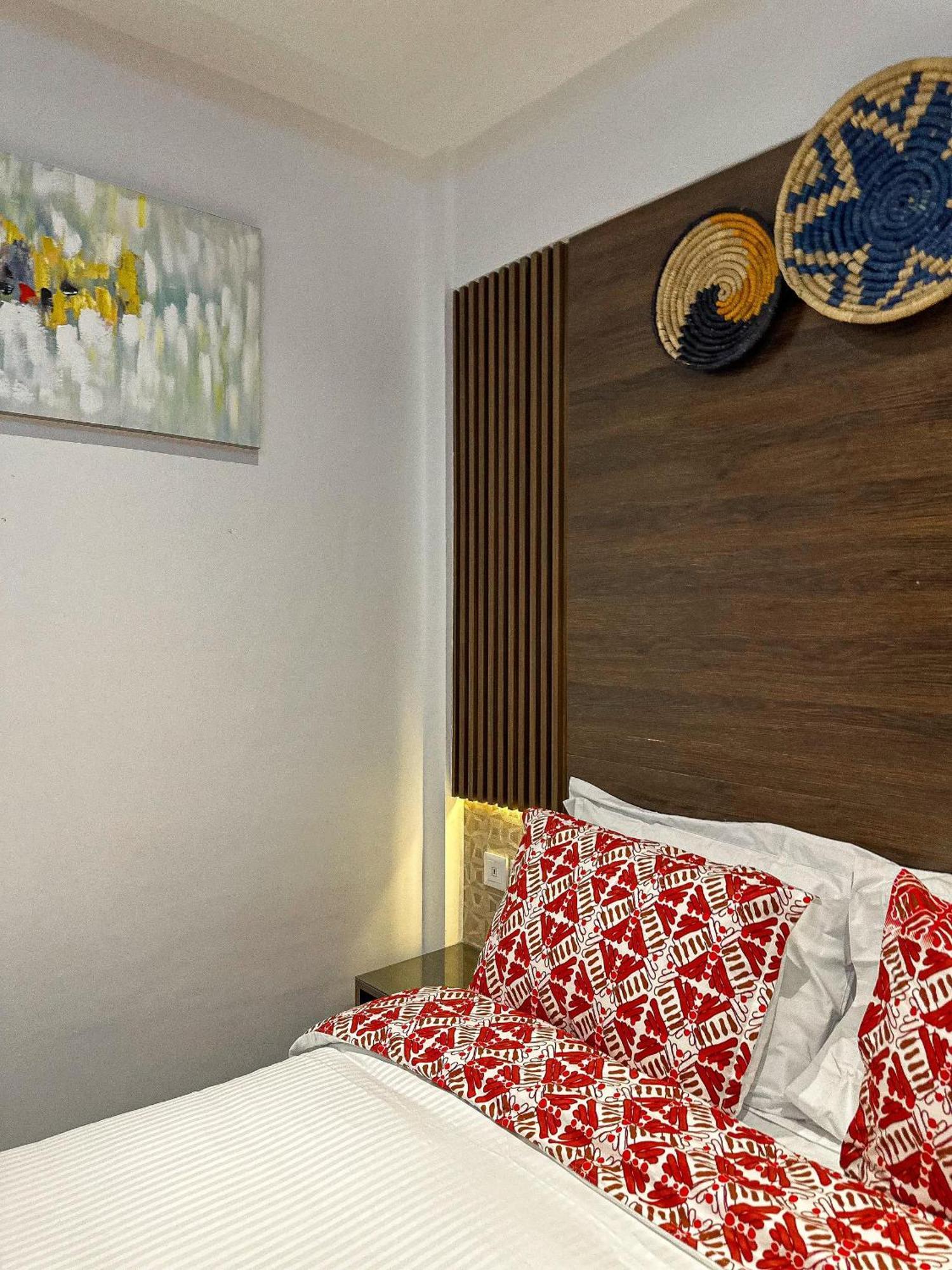 Klik Klak Appart Hotel Котону Екстериор снимка