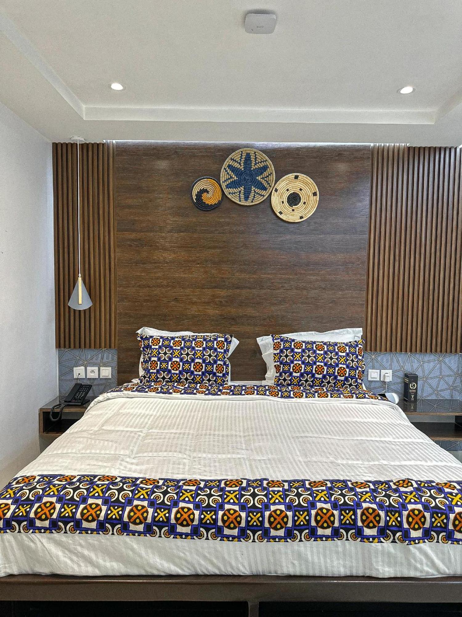 Klik Klak Appart Hotel Котону Екстериор снимка
