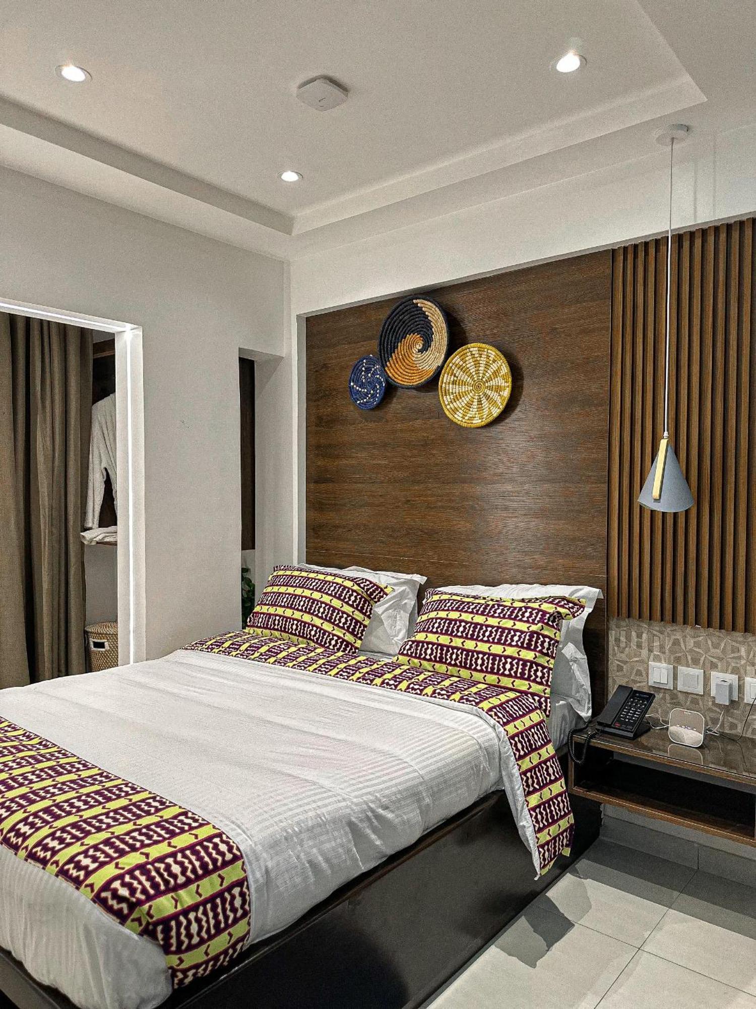 Klik Klak Appart Hotel Котону Екстериор снимка
